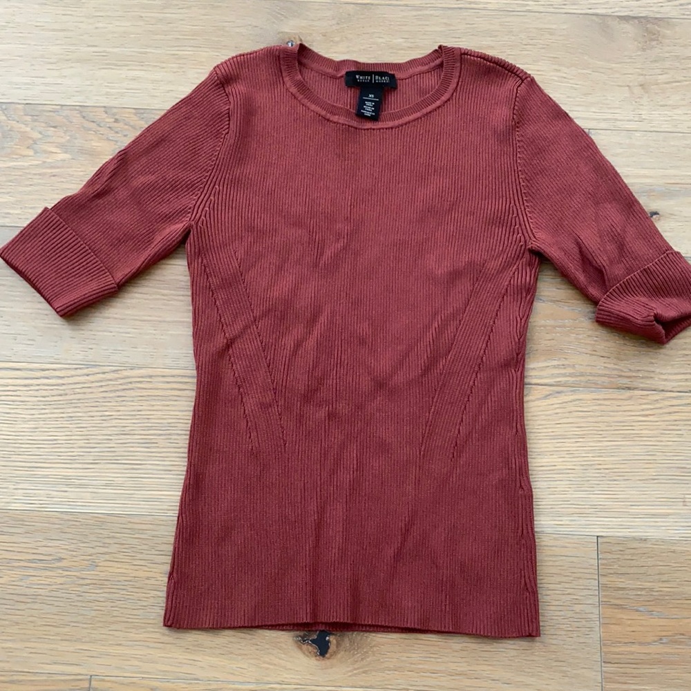 Rust ribbed sweater blouse from WHBM size XS